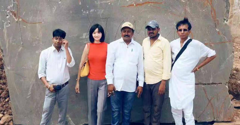 Hindistan'daki Black Galaxy Granit Ocağı Sahibiyle Görüşmeler